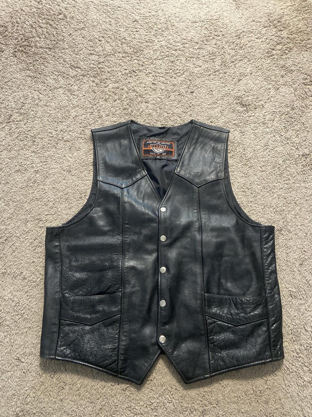 Interstate Leather Vest Mens Medium Black Biker Motorcycle Snap Front Pockets